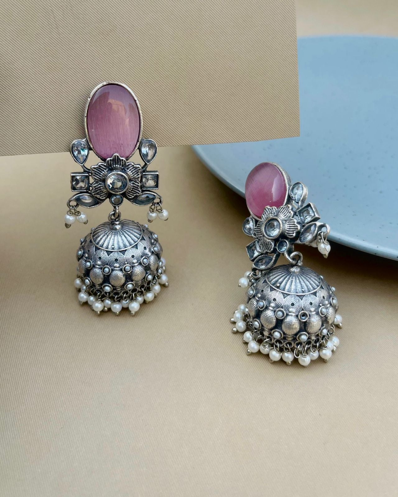 Tríona Earrings pink