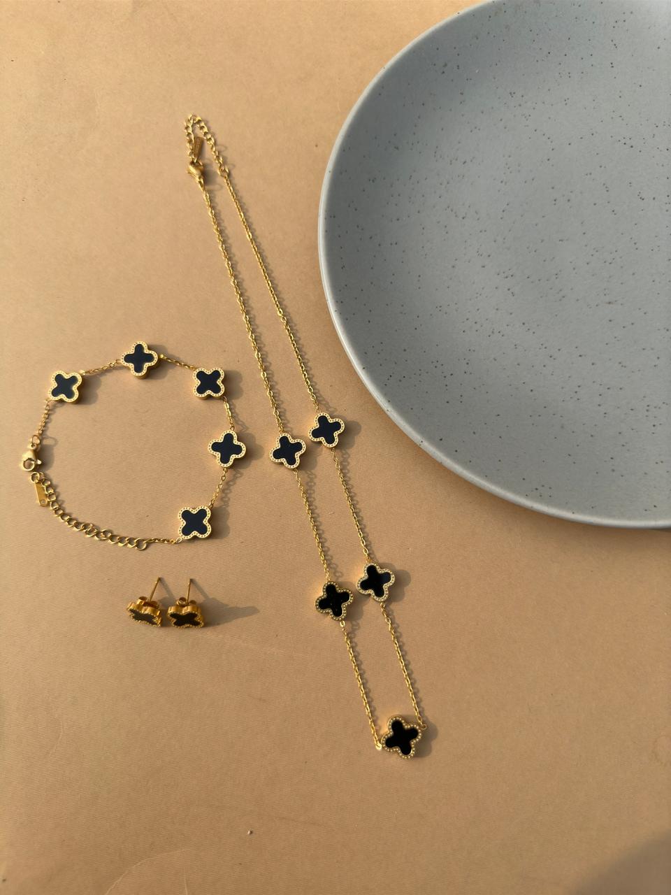 Soha chain necklace Set