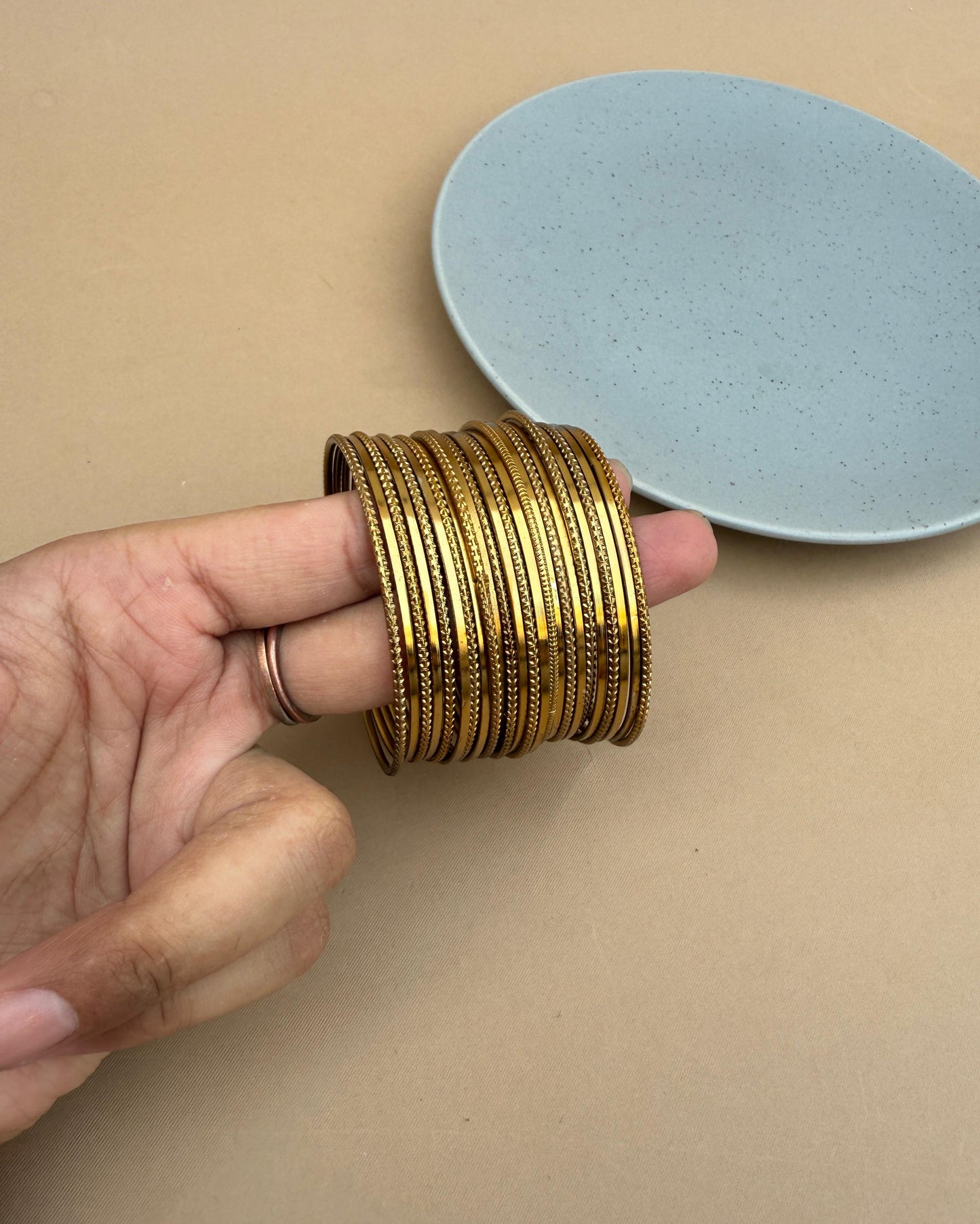 Saifi Bangles Set Golden
