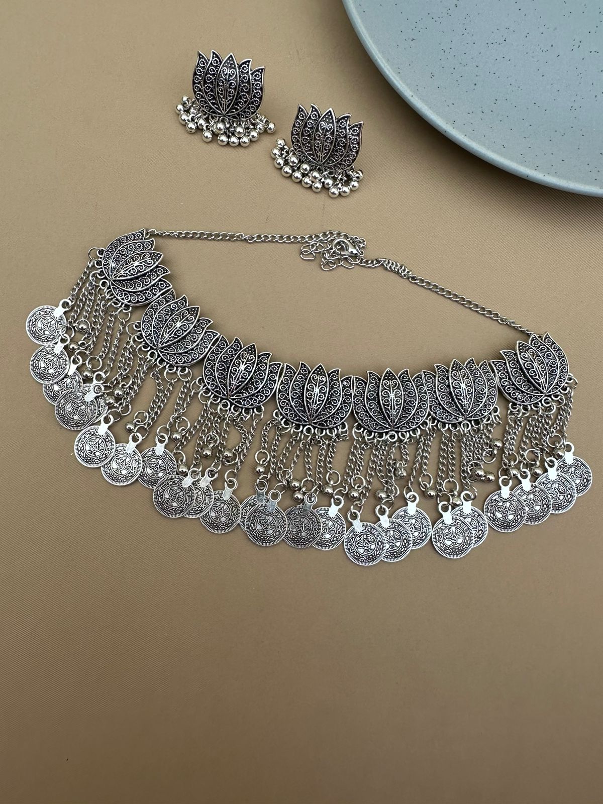 Naila Necklace Set